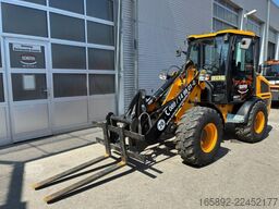 JCB 407 Kompaktradlader