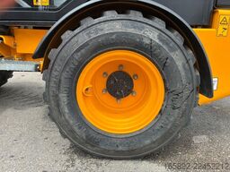 JCB 403 Plus