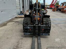 JCB 403 Plus