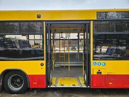 MAZ 206