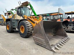 Liebherr L580 / AC / Waage / ZSA