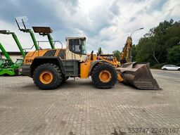 Liebherr L580 / AC / Waage / ZSA