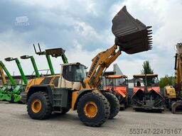 Liebherr L580 / AC / Waage / ZSA