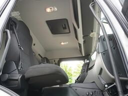 Mercedes-Benz Mercedes-Benz Antos 2540 6×2-4 / HIAB