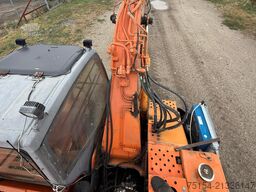 Hitachi ZX135US