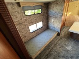 Jayco Greyhawk 31 FS Wohnmobil USA