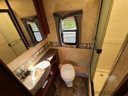 Jayco Greyhawk 31 FS Wohnmobil USA
