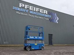 Genie GS1932 Electric, Working Height 7.8 m, 227kg Capac