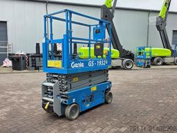 Genie GS1932 Electric, Working Height 7.8 m, 227kg Capac