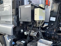 Man TGS 35.480 Euro 6 8x4 Deuringer Garagetransporter