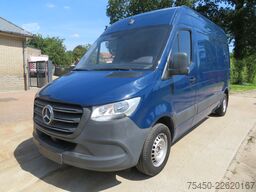 Mercedes-Benz Sprinter 311