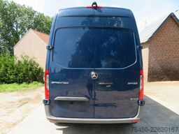Mercedes-Benz Sprinter 311