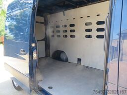 Mercedes-Benz Sprinter 311