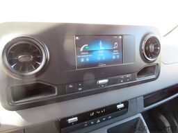 Mercedes-Benz Sprinter 311