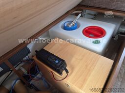 HOBBY Excellent 460 UFE Franzbett - Nr. 33  (3)