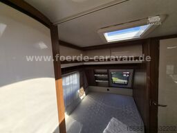 HOBBY Excellent 460 UFE Franzbett - Nr. 33  (3)