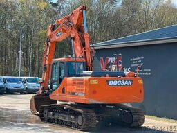 DOOSAN DX 225 Kettenbagger Verstellausleger,Klima