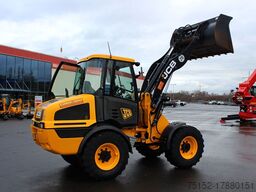 JCB 409