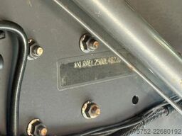 DAF LF 210 8.1M Koffer 2.5T LBW ACC Airco Zijdeur N...