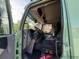 DAF LF 210 8.1M Koffer 2.5T LBW ACC Airco Zijdeur N...