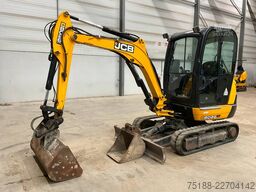JCB 8026