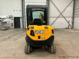 JCB 8026