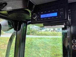 Giant G2300 HD