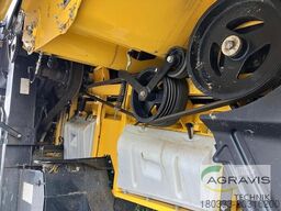 New Holland CR 9.90 RAUPE