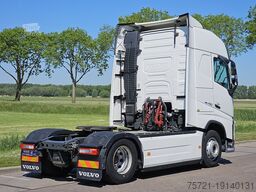 VOLVO FH 460 I-SAVE SKIRTS 2XTANK