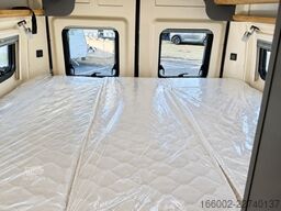 HOBBY PRESTIGE Van 640 ET First Edition 180 PS Automat