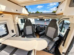 HOBBY PRESTIGE Van 640 ET First Edition 180 PS Automat