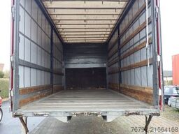 WECON WPR 782 SG BDF-Wechselpritsche 7,7m/Schiebeverde