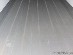 SCHMITZ CARGOBULL SKO 24/L V7 Doppelst./Trennwand vorber./617 Std.