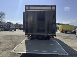 IVECO Stralis 190 330 THERMO KING T 800 R