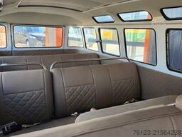 VW T 1 Samba mit Safarifenster