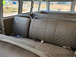 VW T 1 Samba mit Safarifenster