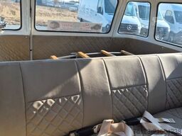 VW T 1 Samba mit Safarifenster