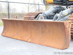 Liebherr R914 COMPACT STD | ROTOTILT | 2X BUCKET | DOZER...