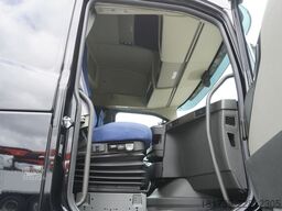 Volvo FH 500 6x2 / 180 tho. km / BDF / steerin
