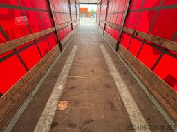 Schmitz Cargobull SCB S3T SLIDING ROOF / 1 AXLE LIFT