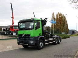 Mercedes-Benz Arcos