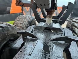 Komatsu 895 8x8 LOADFLEX / CRANE 165F