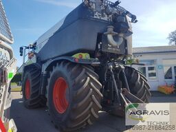 Claas XERION 4000 SADDLE TRAC