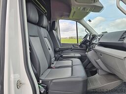 VOLKSWAGEN CRAFTER 35 2.0 L3H3 140Pk Automaat!
