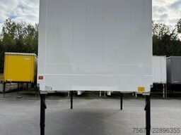 Krone BDF-System 7.450 mm, NEUE Portaltüren, LACK NEU Premium