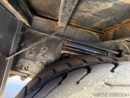 Volvo FM 360 8x4 PRITSCHE + KRAN EFFER 275 - 4S + JIB...