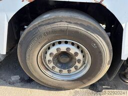 Volvo FM 360 8x4 PRITSCHE + KRAN EFFER 275 - 4S + JIB...