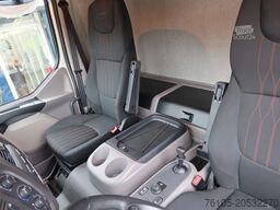DAF LF 210 Bakwagen+ Dhollandia 1500 kg Comfort cabine
