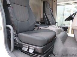 DAF LF 210 Bakwagen+ Dhollandia 1500 kg Comfort cabine