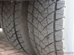 DAF LF 210 Bakwagen+ Dhollandia 1500 kg Comfort cabine